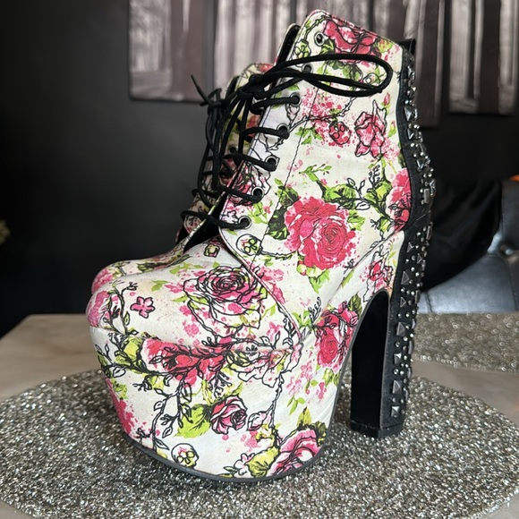 Iron fist floral boots 8 - Picture 5 of 13